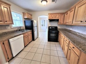 5009 N Main Street, Houston TX 77009