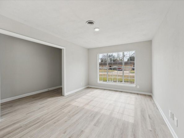 5922 Fontenelle Drive, Houston TX 77035