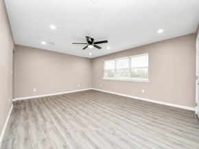 5879 Belcrest Street, Houston TX 77033