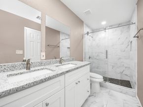 5879 Belcrest Street, Houston TX 77033