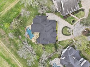 2 Wilmington Court, Sugar Land TX 77479