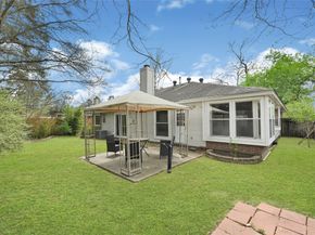 5306 Shady Gardens Drive, Houston TX 77339