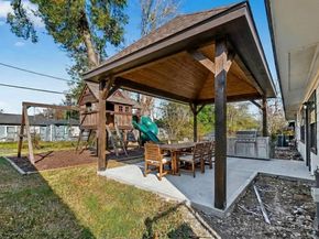 5707 Lyndhurst Drive, Houston TX 77033