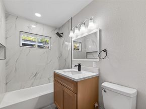 5707 Lyndhurst Drive, Houston TX 77033