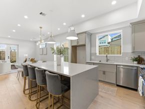 1308 Edwards A, Houston TX 77007