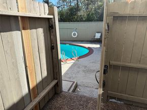 515 Tallowood Road 4, Houston TX 77024