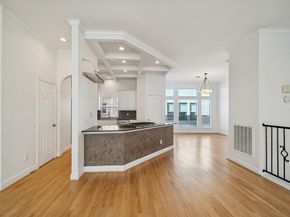 1304 Dart Street E, Houston TX 77007