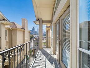 1304 Dart Street E, Houston TX 77007