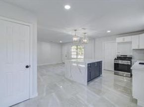 5230 W Bellfort Avenue, Houston TX 77035