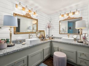 14655 Champion Forest Drive 504, Houston TX 77069