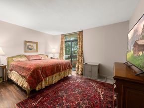 14655 Champion Forest Drive 504, Houston TX 77069