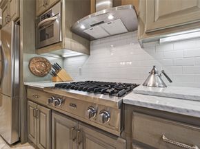 10034 Meadow Lake Lane, Houston TX 77042