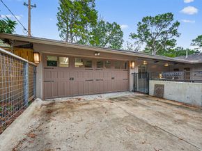 10034 Meadow Lake Lane, Houston TX 77042