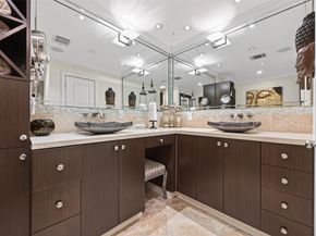 10034 Meadow Lake Lane, Houston TX 77042