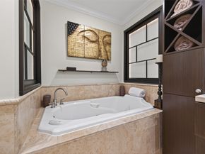 10034 Meadow Lake Lane, Houston TX 77042