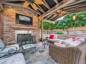 10034 Meadow Lake Lane, Houston TX 77042