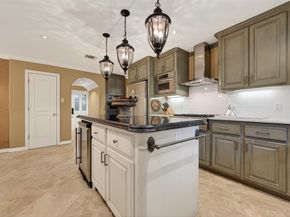 10034 Meadow Lake Lane, Houston TX 77042