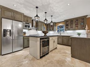 10034 Meadow Lake Lane, Houston TX 77042