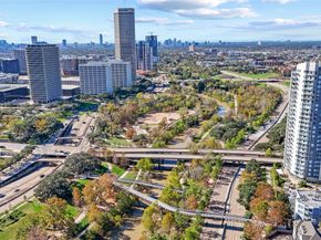 1517 Vermont Street B, Houston TX 77006