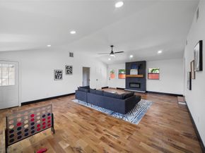 701 W 39th Street, Houston TX 77018