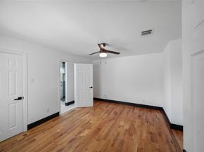 701 W 39th Street, Houston TX 77018