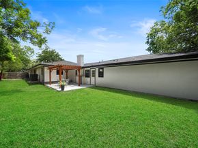 701 W 39th Street, Houston TX 77018