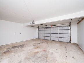 8046 Ellinger Lane, Houston TX 77040