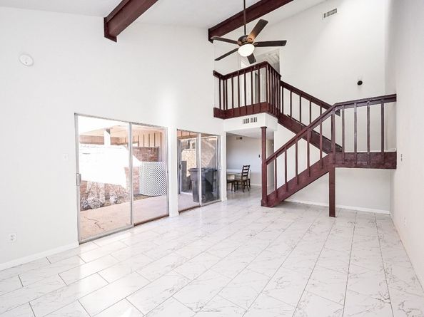 8046 Ellinger Lane, Houston TX 77040