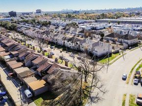 8046 Ellinger Lane, Houston TX 77040