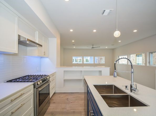 1905 Oakdale Street, Houston TX 77004