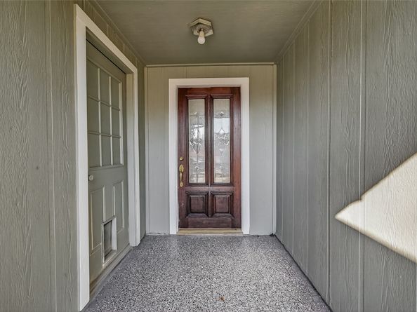 711 Blue Rock Court, Houston TX 77060