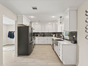 5009 Libbey Lane, Houston TX 77092