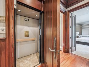 1708 River Oaks Boulevard, Houston TX 77019