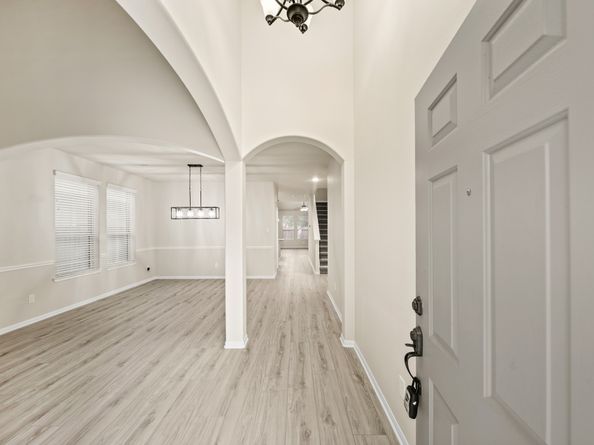 12923 Pecan Shores Drive, Houston TX 77044