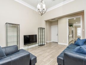 59 Champion Villa Drive, Houston TX 77069