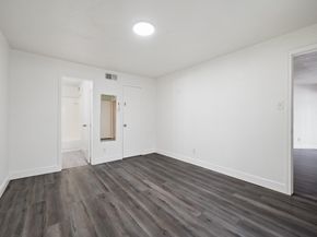 10733 Braes Bend Drive 10733, Houston TX 77071