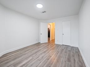 10733 Braes Bend Drive 10733, Houston TX 77071