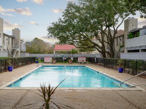 10733 Braes Bend Drive 10733, Houston TX 77071