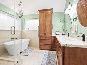 91 Alden Glen Drive, The Woodlands TX 77382