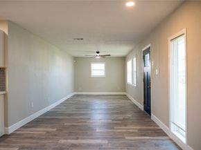 5502 Elm Tree Drive, Houston TX 77048