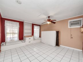 7184 Moline Street, Houston TX 77087