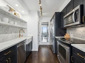 1111 Caroline Street 2908, Houston TX 77010