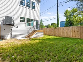 2303 Staples Street, Houston TX 77026