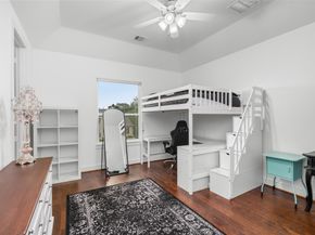 5319 Braesheather Drive, Houston TX 77096