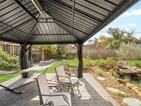 5319 Braesheather Drive, Houston TX 77096