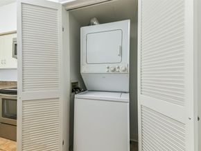 14 Greenway Plaza 15N, Houston TX 77046