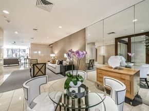 14 Greenway Plaza 15N, Houston TX 77046