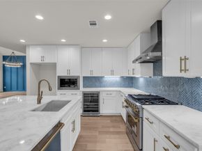 4 N Autumnwood Way, The Woodlands TX 77380