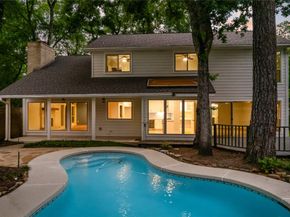 4 N Autumnwood Way, The Woodlands TX 77380