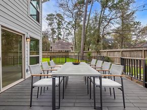 4 N Autumnwood Way, The Woodlands TX 77380